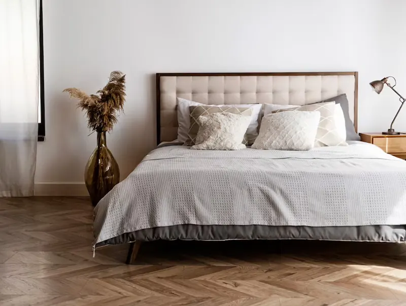 Jogo de cama em quarto de casal - Holanda Móveis, Praia Grande